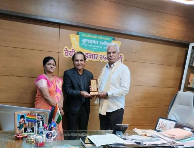CASP felicitated Shree Shirish Deshpande CEO of Buldhana Urban Co.Op credit Society on 16-Jul-2024.